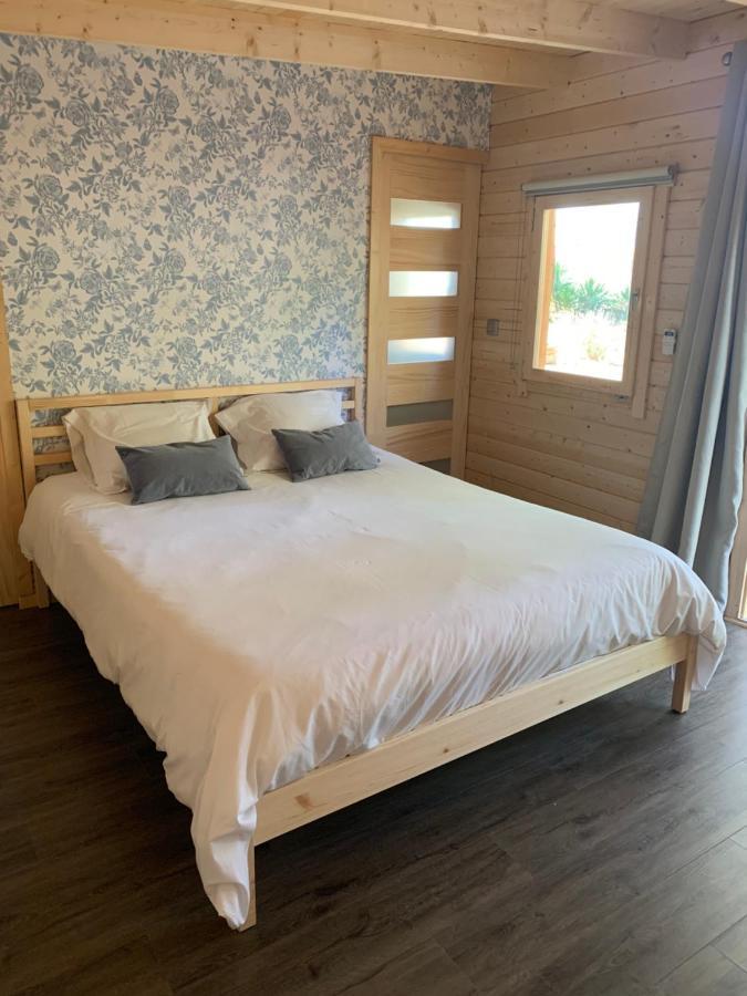 Chambre Privee Avec Acces Piscine Laouque Luaran gambar